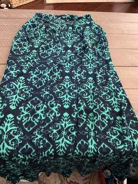Joe B Maxi Skirt Size Medium Green Blue Damask Print Long Skirt